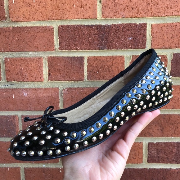 CHRISTIAN LOUBOUTIN | Black Studded Ballet Flats - Picture 4 of 13